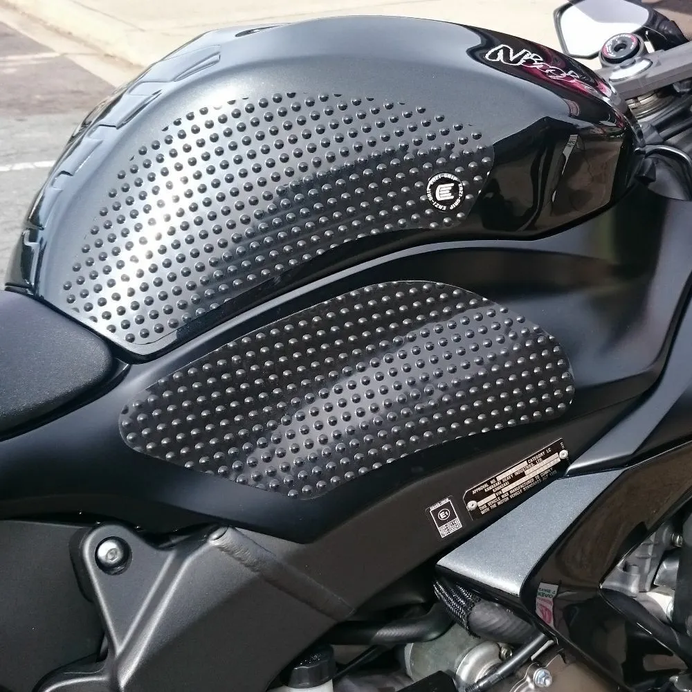 2019   ZX6R 636 Eazi-Grip Evo Tank Traction Pads ZX6 ZX-6R 2020 2021 2022 Black