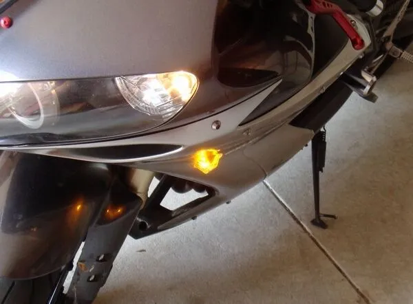 2021   Yamaha R7 MT-07 Clear Aero LED Turn Signals 2022 2023 Flush Mount YZF-R7