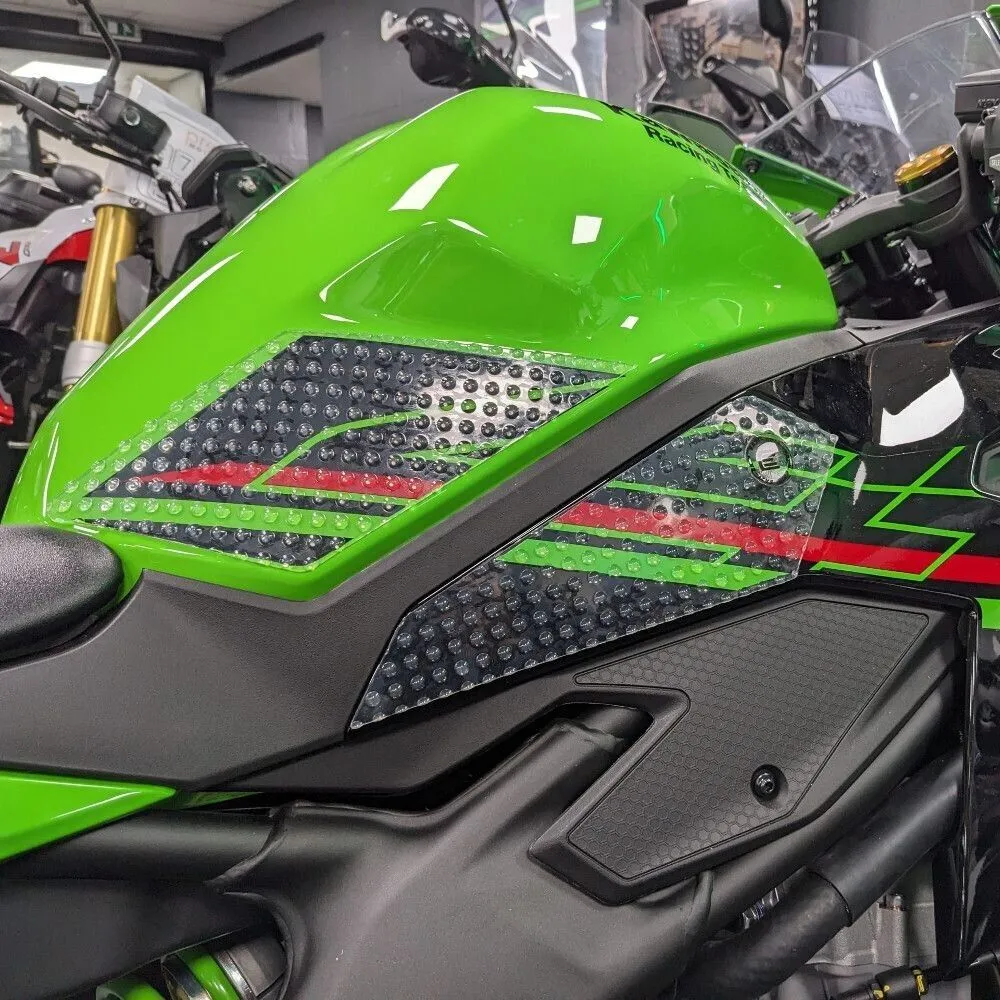 2023   Kawasaki ZX-4R ZX-4RR Eazi-Grip Evo Tank Traction Pads ZX-25R ZX4R Clear