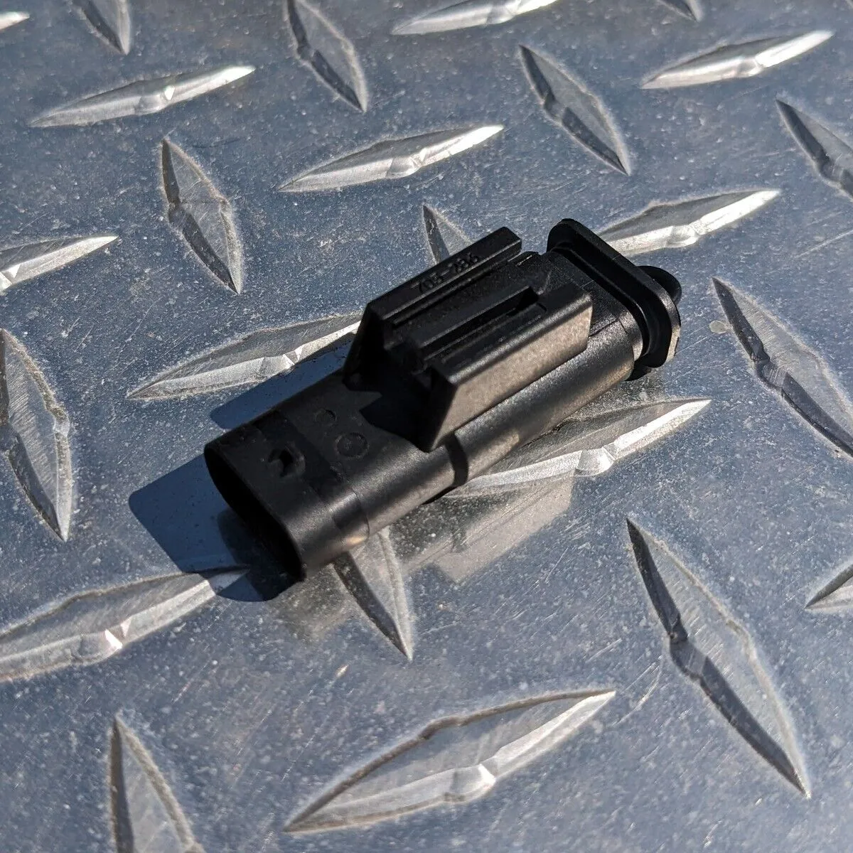 BMW 2013   S1000R / S1000XR / M1000R Side / Kick Stand Switch Bypass Eliminator