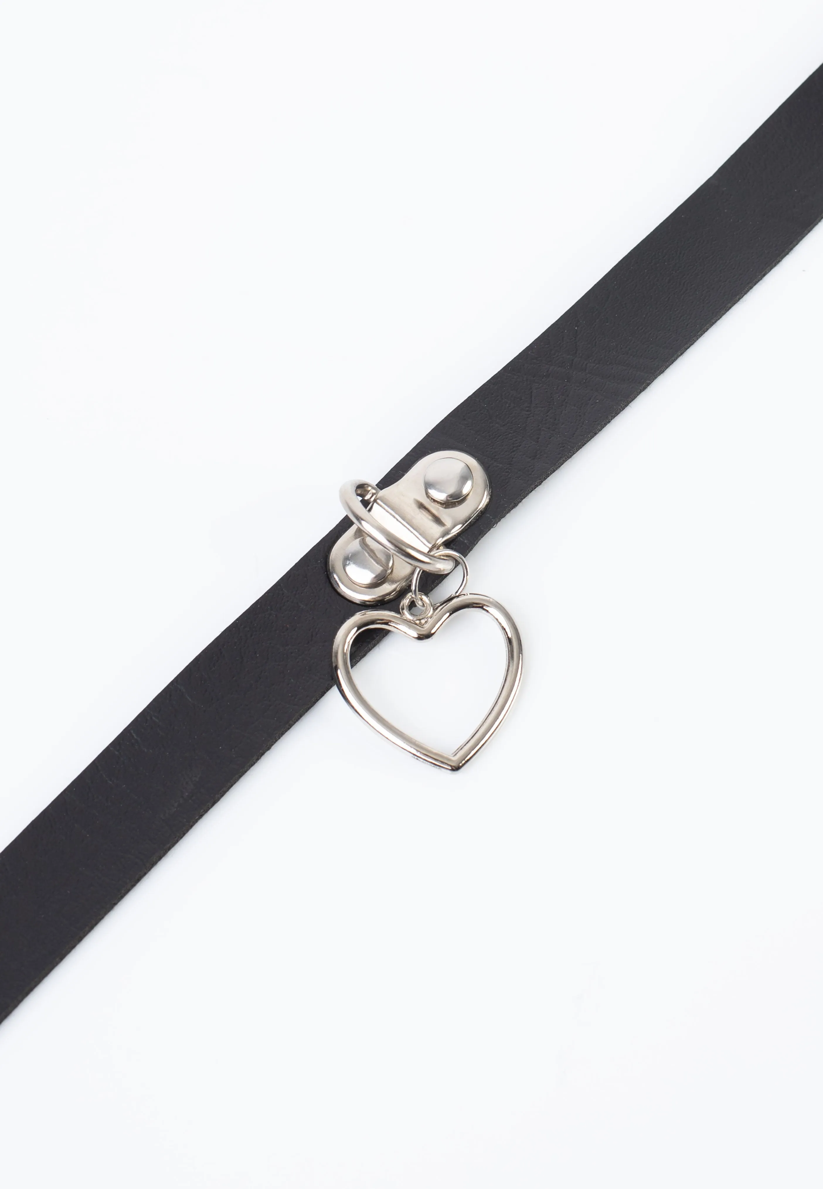 Bullet69 - Heart Pendant Neckband Black - Choker