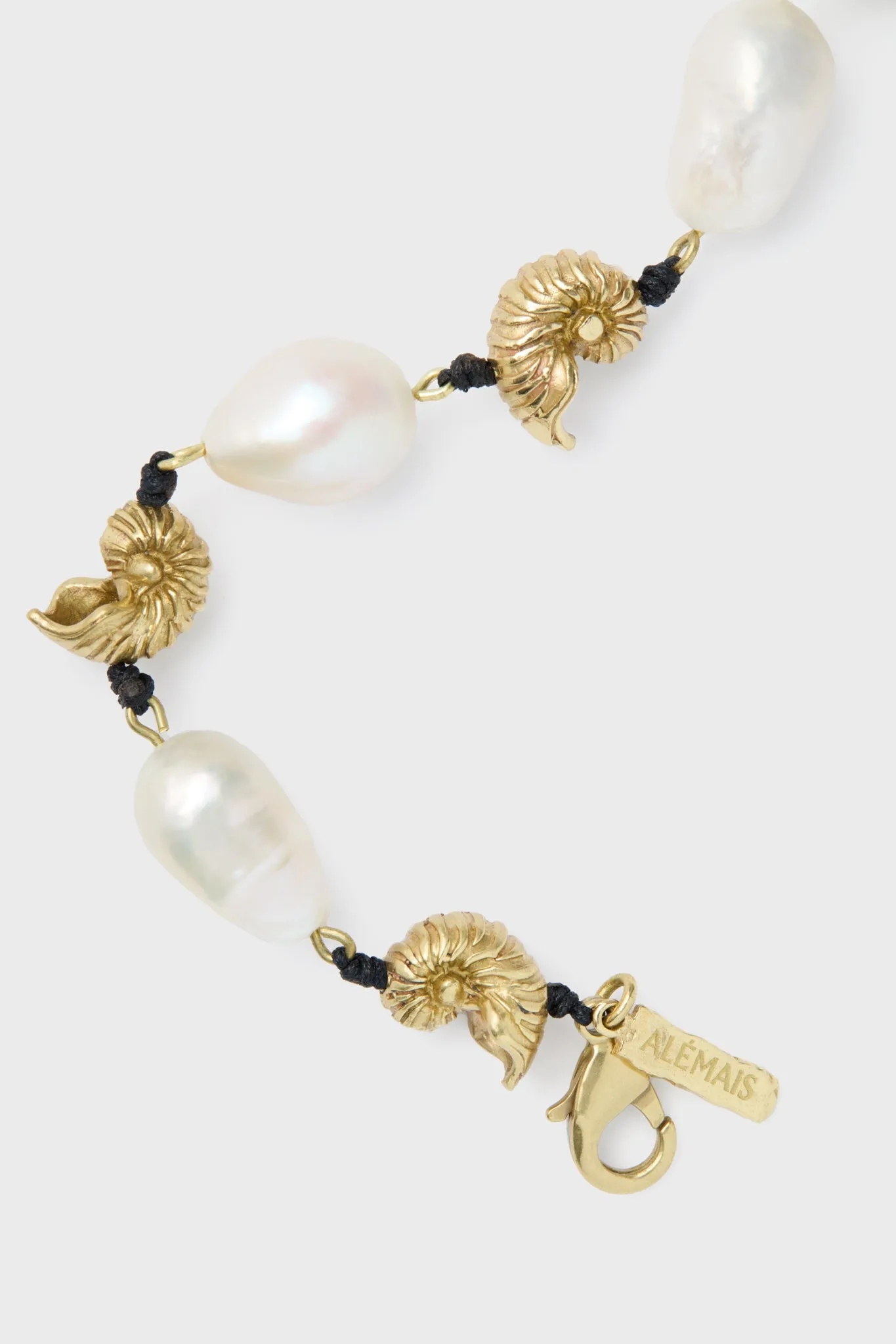 Gold Reverie Collector Pearl Bracelet