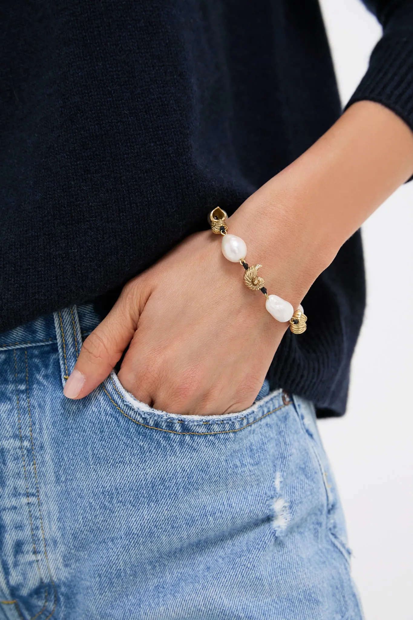 Gold Reverie Collector Pearl Bracelet