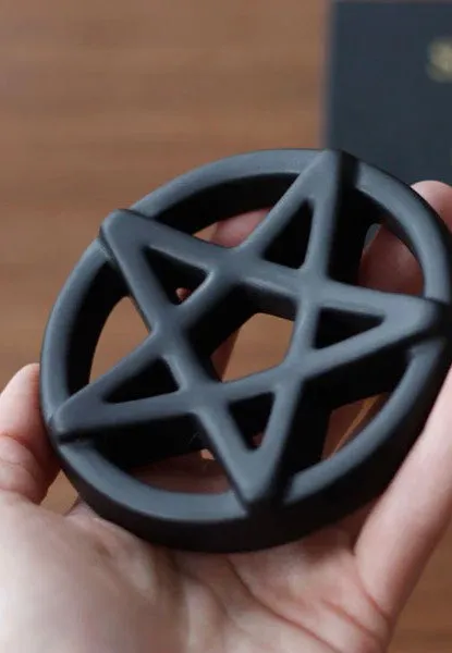 Kaamos Co. - Spatanic Pentagram - Soap Dish