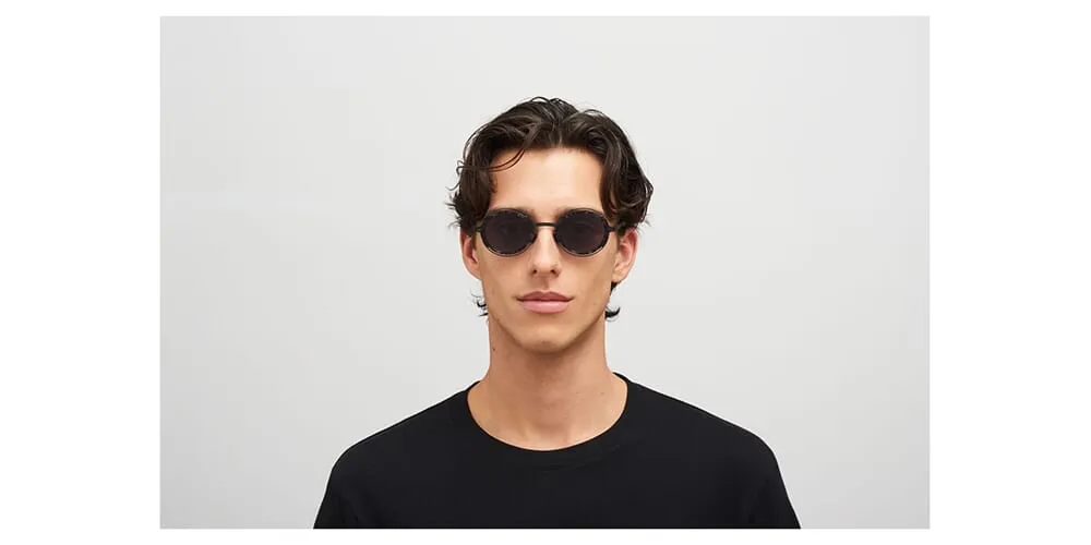 Mykita Sun Decades Pearl A16 946