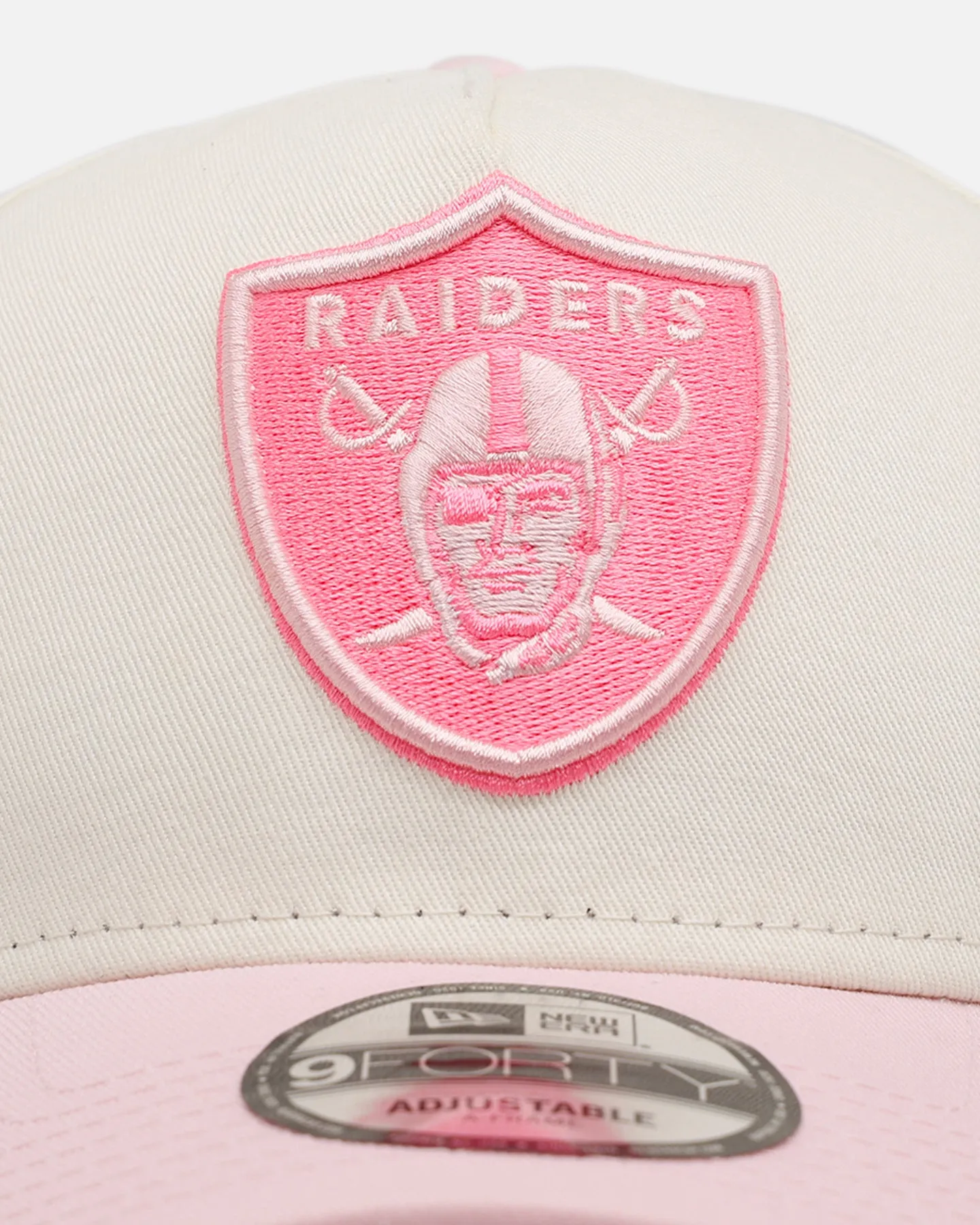 New Era Las Vegas Raiders 'Lover's Club' 9FORTY A-Frame Snapback Chrome