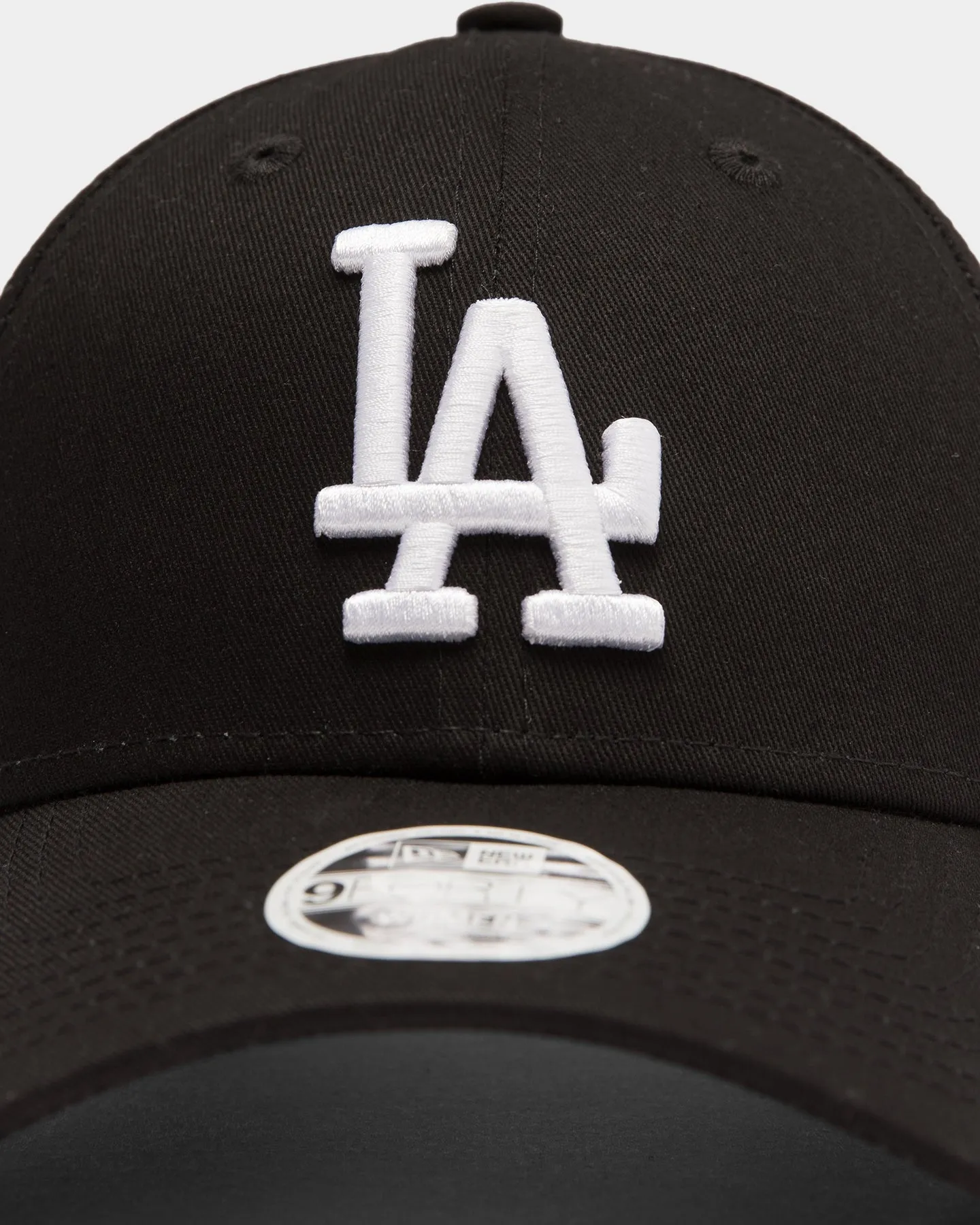 New Era Women's Dodgers 9FORTY Strapback Black/White