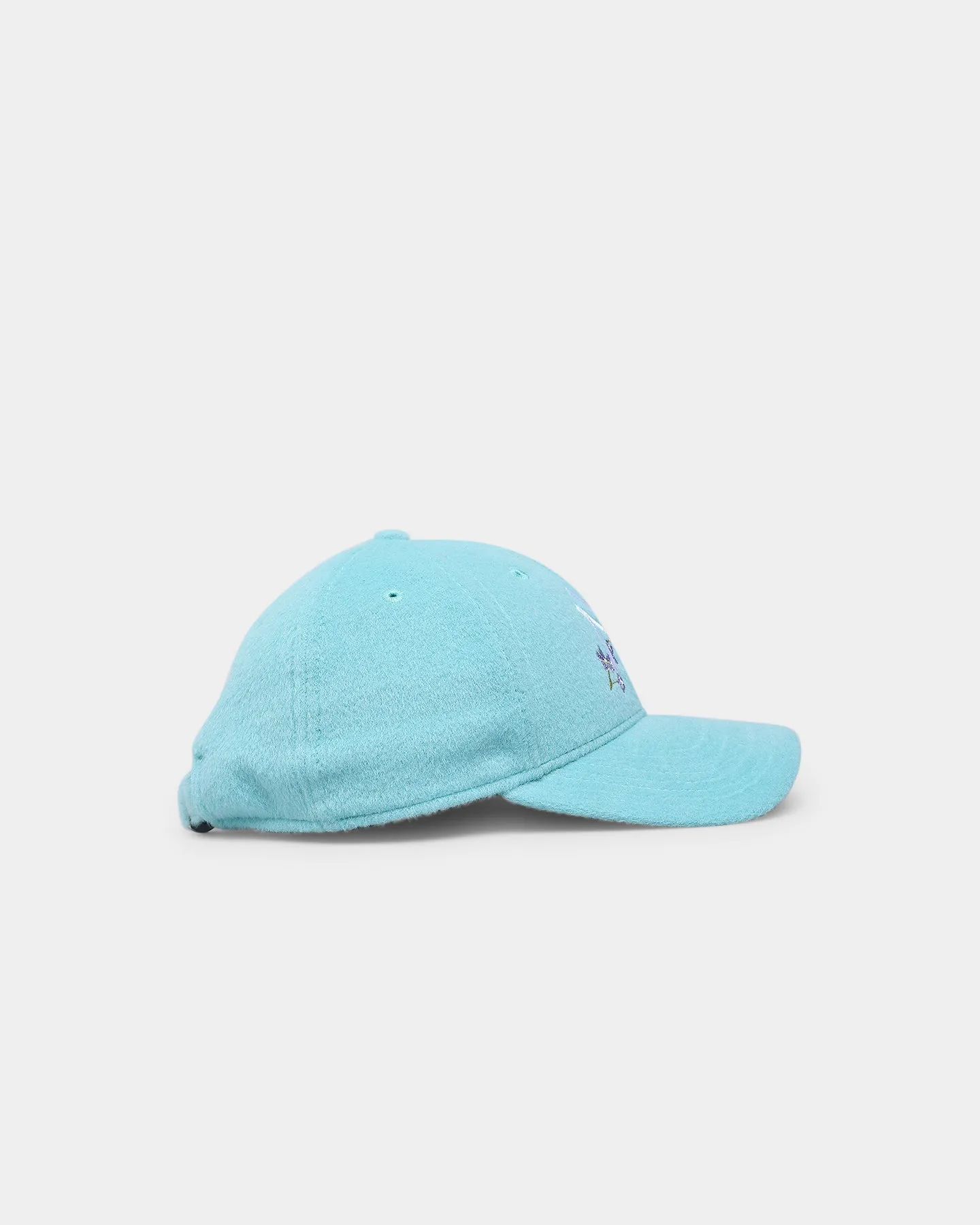 New Era Women's New York Yankees 9FORTY Casual Strapback Blue Tint