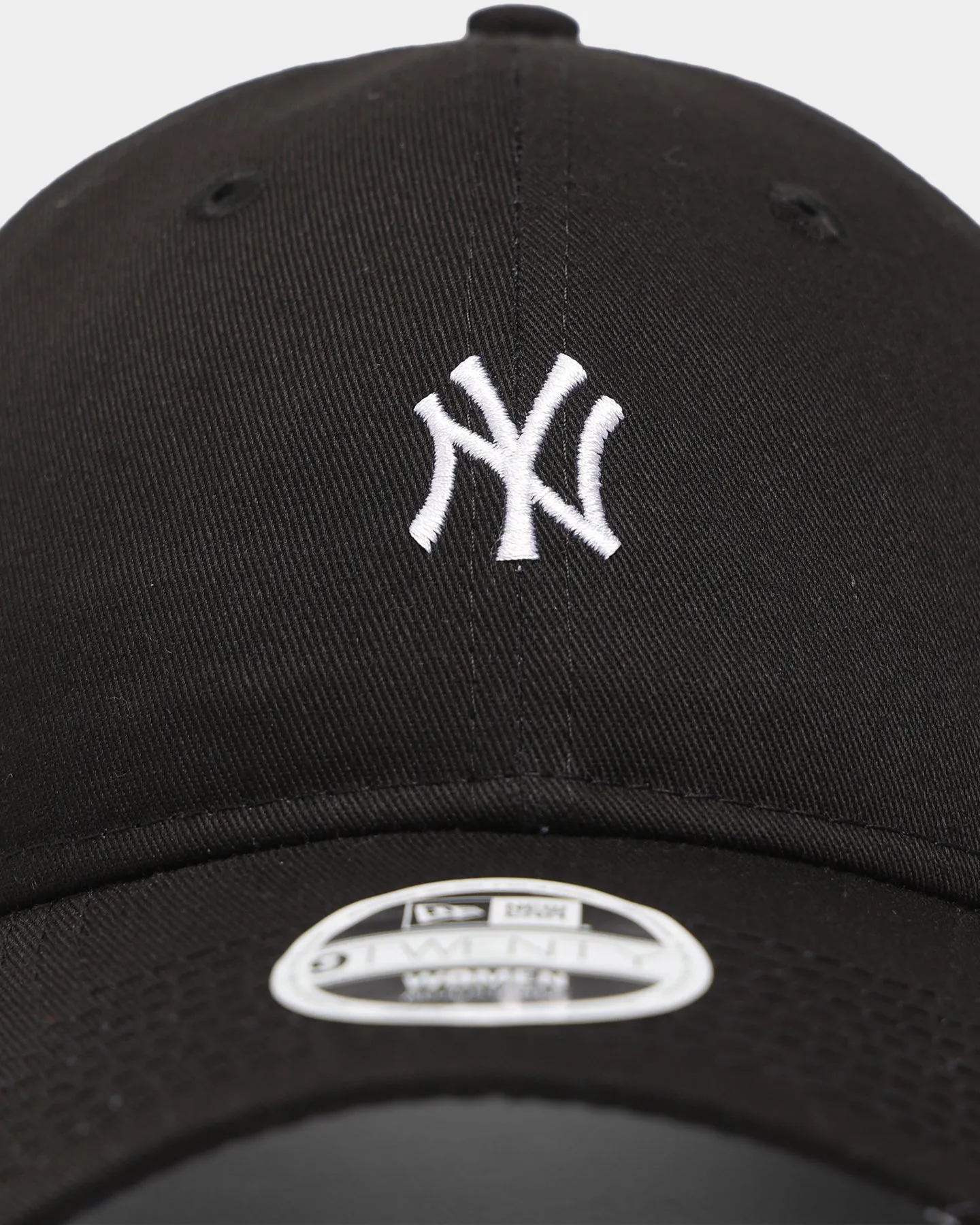 New Era Women's New York Yankees 'Polka Dot' 9TWENTY Strapback Black/White/Navy