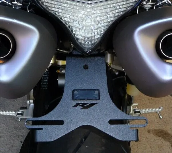 Yamaha R1 Fender Eliminator   LED Turn Signal Combo With Connectors 2004 - 2014